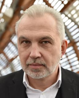 Альгерд Бахарэвiч